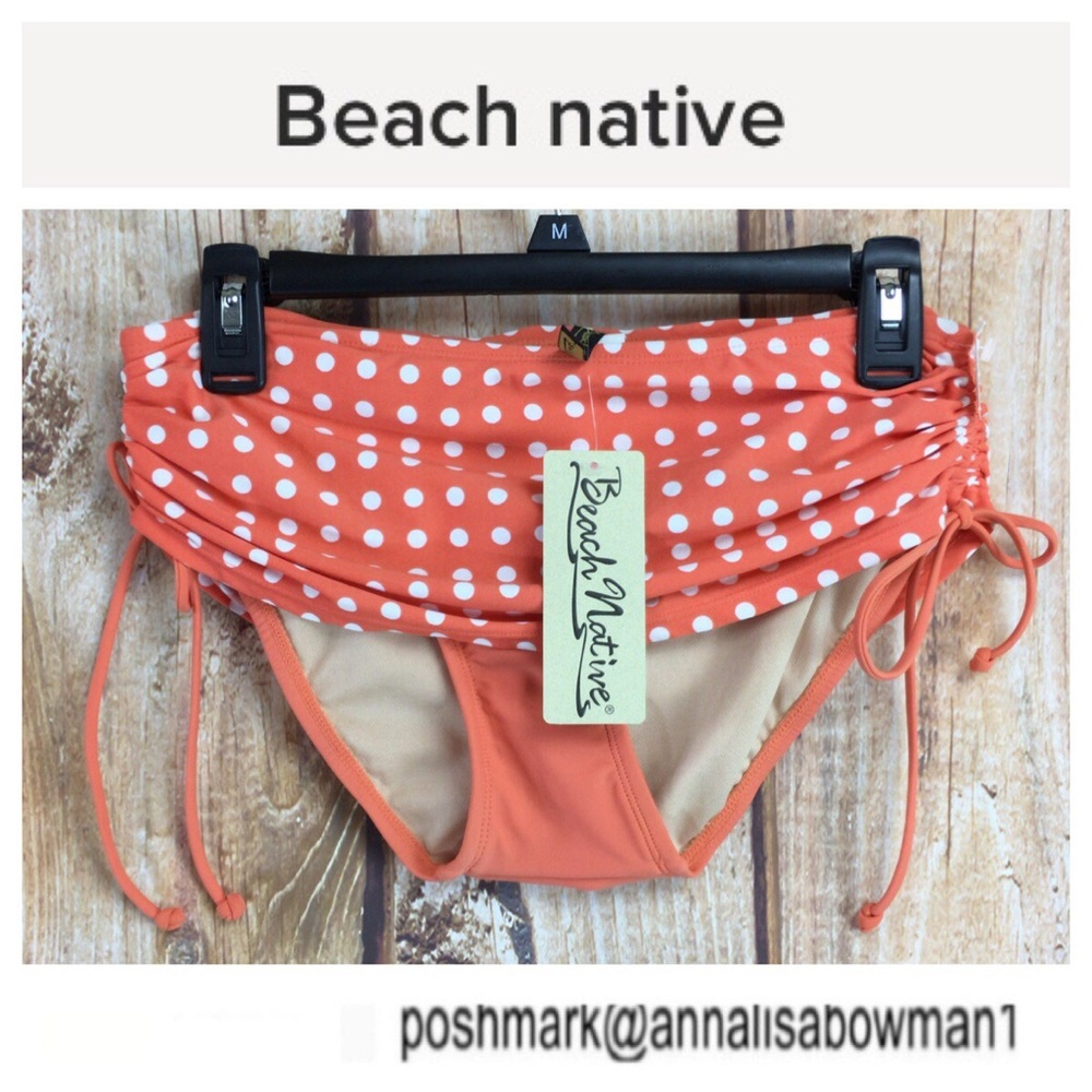 💸NWT Beach Native side tie w/ruching bottom sz S